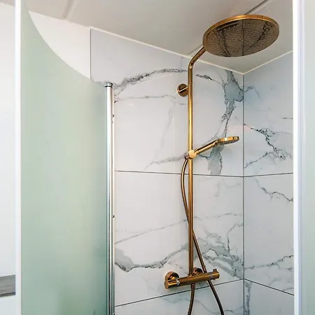 6 Person In Blavand-by Traum