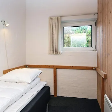 Дом отдыха 6 Person In Blavand-by Traum *